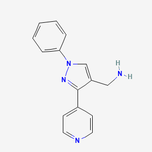 molecular formula C15H14N4 B1373682 [1-苯基-3-(吡啶-4-基)-1H-吡唑-4-基]甲胺 CAS No. 1221723-97-2