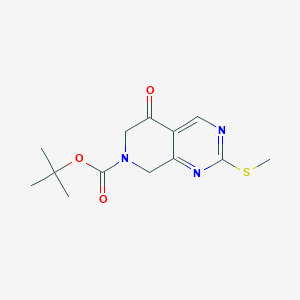 molecular formula C13H17N3O3S B1374416 叔丁基 2-(甲硫基)-5-氧代-5H,6H,7H,8H-吡啶并[3,4-d]嘧啶-7-羧酸酯 CAS No. 1395079-07-8