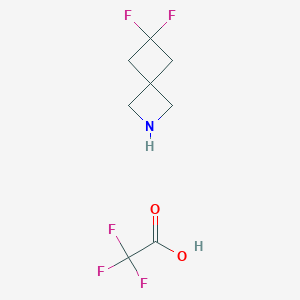 molecular formula C8H10F5NO2 B1374839 6,6-Difluoro-2-aza-spiro[3.3]heptano trifluoroacetato CAS No. 1427367-47-2