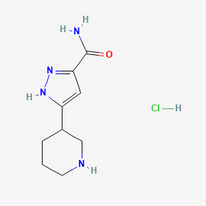 molecular formula C9H15ClN4O B1377268 5-(piperidin-3-yl)-1H-pyrazole-3-carboxamide hydrochloride CAS No. 1414269-45-6