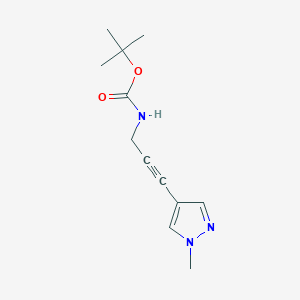 molecular formula C12H17N3O2 B1378129 叔丁基 N-[3-(1-甲基-1H-吡唑-4-基)丙-2-炔-1-基]氨基甲酸酯 CAS No. 1384430-28-7