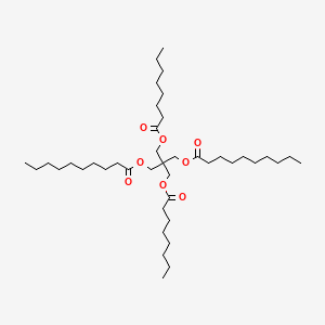 Pentaerythritol dioctanoate didecanoate