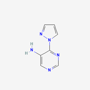 molecular formula C7H7N5 B1378441 4-(1H-pyrazol-1-yl)pyrimidin-5-amine CAS No. 1394041-27-0