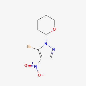 molecular formula C8H10BrN3O3 B1378790 5-溴-4-硝基-1-(四氢-2H-吡喃-2-基)-1H-吡唑 CAS No. 1429309-54-5