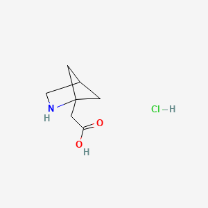 molecular formula C7H12ClNO2 B1380910 2-{2-氮杂双环[2.1.1]己烷-1-基}乙酸盐酸盐 CAS No. 637740-18-2