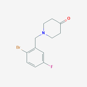 molecular formula C12H13BrFNO B1381133 1-(2-溴-5-氟苄基)哌啶-4-酮 CAS No. 1704065-40-6