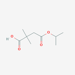 B1381210 2,2-Dimethyl-4-oxo-4-(propan-2-yloxy)butanoic acid CAS No. 1803601-41-3