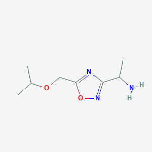 1-{5-[(Propan-2-yloxy)methyl]-1,2,4-oxadiazol-3-yl}ethan-1-amine