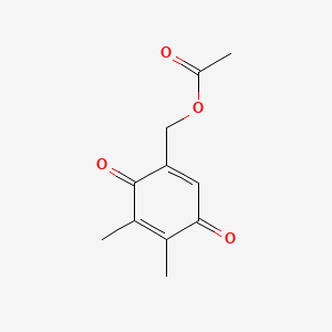 molecular formula C11H12O4 B13820385 2,5-Cyclohexadiene-1,4-dione, 5-((acetyloxy)methyl)-2,3-dimethyl- CAS No. 40870-69-7