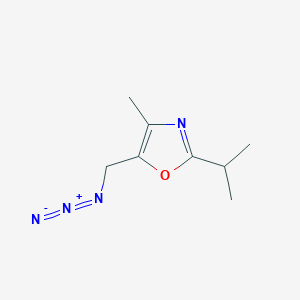 molecular formula C8H12N4O B1382467 5-(Azidomethyl)-4-methyl-2-(propan-2-yl)-1,3-oxazole CAS No. 1803589-64-1
