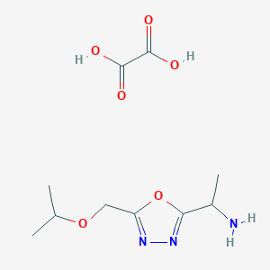 molecular formula C10H17N3O6 B1382497 1-{5-[(Propan-2-yloxy)methyl]-1,3,4-oxadiazol-2-yl}ethan-1-amine, oxalic acid CAS No. 1803590-67-1