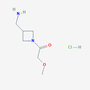 molecular formula C7H15ClN2O2 B1382881 1-[3-(Aminomethyl)azetidin-1-yl]-2-methoxyethan-1-one hydrochloride CAS No. 1803605-42-6
