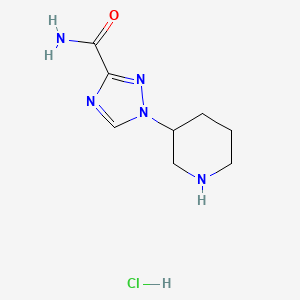 molecular formula C8H14ClN5O B1382891 1-(哌啶-3-基)-1H-1,2,4-三唑-3-甲酰胺盐酸盐 CAS No. 1803598-77-7