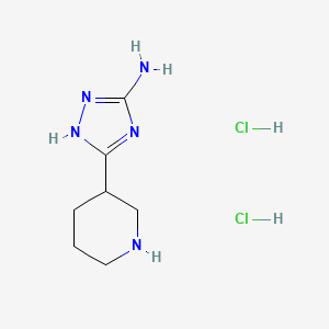 molecular formula C7H15Cl2N5 B1382933 3-(piperidin-3-yl)-1H-1,2,4-triazol-5-amine dihydrochloride CAS No. 1803595-12-1