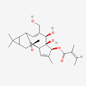 [(4S,5S,6R,14R)-5,6-dihydroxy-7-(hydroxymethyl)-3,11,11,14-tetramethyl-15-oxo-4-tetracyclo[7.5.1.01,5.010,12]pentadeca-2,7-dienyl] (Z)-2-methylbut-2-enoate