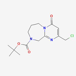 molecular formula C14H20ClN3O3 B1383576 Tert-Butyl 2-(Chloromethyl)-4-Oxo-6,7,8,10-Tetrahydropyrimido[1,2-A][1,4]Diazepine-9(4H)-Carboxylate CAS No. 1330765-91-7