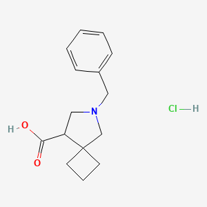 molecular formula C15H20ClNO2 B1383744 6-苄基-6-氮杂螺[3.4]辛烷-8-羧酸盐酸盐 CAS No. 2060031-17-4