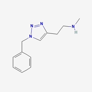 molecular formula C12H16N4 B1385166 N-[2-(1-苄基-1H-1,2,3-三唑-4-基)乙基]-N-甲基胺 CAS No. 933719-82-5