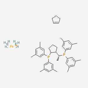 molecular formula C46H62FeP2 B13907065 (1S)-1-[Bis(3,5-dimethylphenyl)phosphino]-2-[(1R)-1-[bis(3,5-dimethylphenyl)phosphino]ethyl]ferrocene 