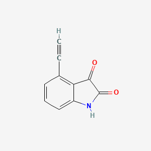molecular formula C10H5NO2 B1391010 4-乙炔-1H-吲哚-2,3-二酮 CAS No. 1192263-97-0