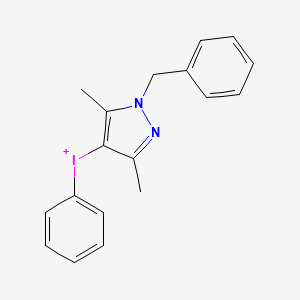 molecular formula C18H18IN2+ B13913951 (1-benzyl-3,5-dimethyl-1H-pyrazol-4-yl)(phenyl)iodonium trifluoromethanesulfonate 