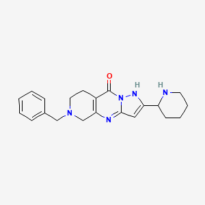 molecular formula C21H25N5O B1391710 6-Benzyl-2-piperidin-2-yl-5,6,7,8-tetrahydro-1,4,6,9a-tetraaza-cyclopenta[b]naphthalen-9-ol CAS No. 1229625-13-1