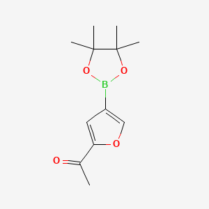 1-(4-(4,4,5,5-Tetramethyl-1,3,2-dioxaborolan-2-yl)furan-2-yl)ethanone