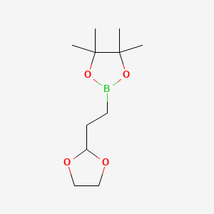 molecular formula C11H21BO4 B1393459 2-(2-(1,3-Dioxolan-2-yl)ethyl)-4,4,5,5-tetramethyl-1,3,2-dioxaborolane CAS No. 1073354-07-0