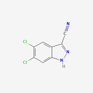 molecular formula C8H3Cl2N3 B1393766 5,6-二氯-1H-吲唑-3-腈 CAS No. 885278-39-7