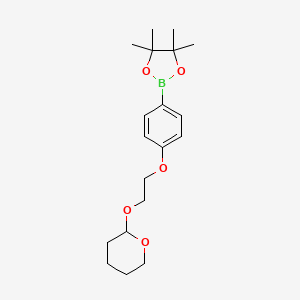molecular formula C19H29BO5 B1394055 4-[2-(四氢-2H-吡喃-2-基乙氧基)苯氧基]-4,4,5,5-四甲基-[1,3,2]二氧杂硼烷烷 CAS No. 1210827-51-2