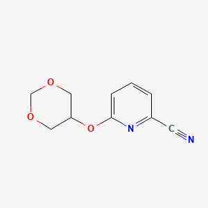 molecular formula C10H10N2O3 B1394453 6-(1,3-二氧杂环-5-基氧基)吡啶-2-腈 CAS No. 1287218-30-7