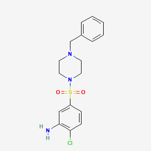 molecular formula C17H20ClN3O2S B1395128 5-[(4-Benzyl-1-piperazinyl)sulfonyl]-2-chloroaniline CAS No. 1220029-36-6