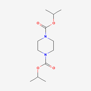 Dipropan-2-yl piperazine-1,4-dicarboxylate