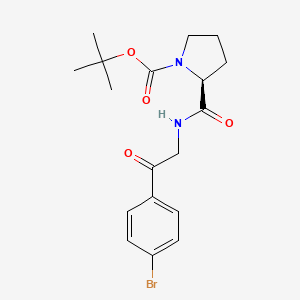 molecular formula C18H23BrN2O4 B1396310 (S)-叔丁基2-((2-(4-溴苯基)-2-氧代乙基)氨基甲酰基)吡咯烷-1-羧酸酯 CAS No. 1007881-98-2