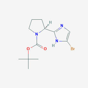 molecular formula C12H18BrN3O2 B1396322 (S)-叔丁基 2-(5-溴-1H-咪唑-2-基)吡咯烷-1-羧酸酯 CAS No. 1007882-59-8