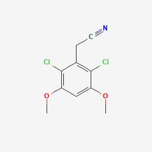 B1397743 2-(2,6-Dichloro-3,5-dimethoxyphenyl)acetonitrile CAS No. 869882-16-6
