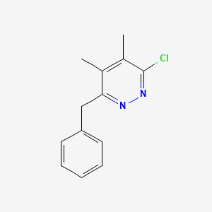 B1397750 3-Benzyl-6-chloro-4,5-dimethylpyridazine CAS No. 1204978-02-8