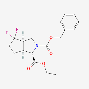molecular formula C18H21F2NO4 B1397885 Ethyl 2-Cbz-3a-,6a-Dihydrogen-4,4-difluoro-hexahydro-cyclopenta[c]pyrrole-1-carboxylate CAS No. 1251012-69-7