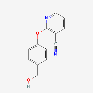 molecular formula C13H10N2O2 B1397998 2-[4-(羟甲基)苯氧基]烟腈 CAS No. 888967-55-3