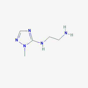 molecular formula C5H11N5 B1398162 1-メチル-1H-1,2,4-トリアゾール-5-イル)エタン-1,2-ジアミン CAS No. 1365962-01-1