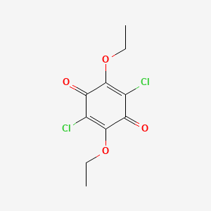 molecular formula C10H10Cl2O4 B13993650 2,5-Dichloro-3,6-diethoxycyclohexa-2,5-diene-1,4-dione CAS No. 20764-96-9