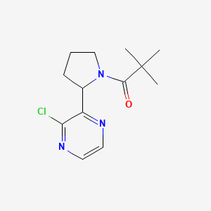 molecular formula C13H18ClN3O B1399380 1-(2-(3-Chloropyrazin-2-yl)pyrrolidin-1-yl)-2,2-dimethylpropan-1-one CAS No. 1316221-97-2