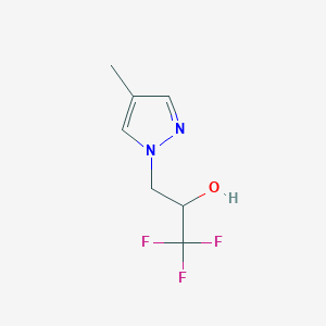 molecular formula C7H9F3N2O B1399886 1,1,1-trifluoro-3-(4-methyl-1H-pyrazol-1-yl)propan-2-ol CAS No. 1341486-74-5