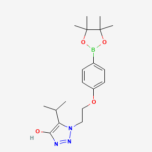 molecular formula C19H28BN3O4 B1400336 5-异丙基-1-(2-(4-(4,4,5,5-四甲基-1,3,2-二氧杂硼烷-2-基)苯氧基)乙基)-1H-1,2,3-三唑-4-醇 CAS No. 957035-00-6