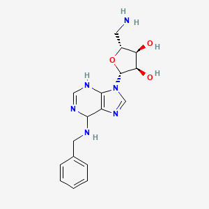 molecular formula C17H22N6O3 B1401277 (2R,3S,4R,5R)-2-(Aminomethyl)-5-(6-(benzylamino)-1H-purin-9(6H)-yl)tetrahydrofuran-3,4-diol CAS No. 58611-58-8