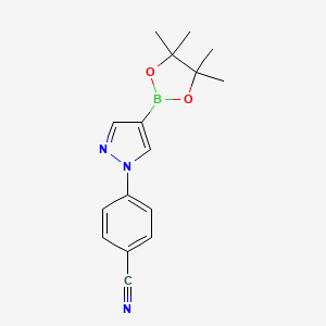molecular formula C16H18BN3O2 B1401315 4-(4-(4,4,5,5-Tetramethyl-1,3,2-dioxaborolan-2-yl)-1H-pyrazol-1-yl)benzonitrile CAS No. 1402166-72-6
