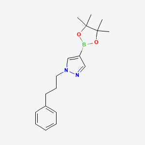 molecular formula C18H25BN2O2 B1402278 1-(3-phenylpropyl)-4-(4,4,5,5-tetramethyl-1,3,2-dioxaborolan-2-yl)-1H-pyrazole CAS No. 1205683-32-4