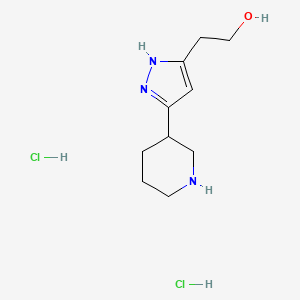 molecular formula C10H19Cl2N3O B1402530 2-(5-哌啶-3-基-2H-吡唑-3-基)-乙醇二盐酸盐 CAS No. 1452522-69-8