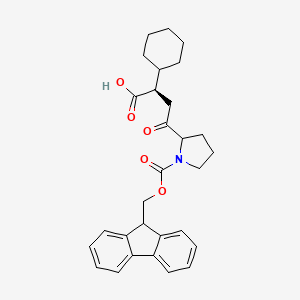 molecular formula C29H33NO5 B14028269 (2R)-4-(1-(((9H-fluoren-9-yl)methoxy)carbonyl)pyrrolidin-2-yl)-2-cyclohexyl-4-oxobutanoic acid 