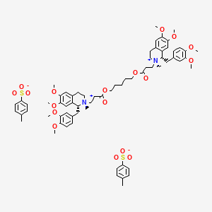 molecular formula C67H86N2O18S2 B14034429 5-[3-[(1S,2R)-1-[(3,4-dimethoxyphenyl)methyl]-6,7-dimethoxy-2-methyl-3,4-dihydro-1H-isoquinolin-2-ium-2-yl]propanoyloxy]pentyl 3-[(1R,2R)-1-[(3,4-dimethoxyphenyl)methyl]-6,7-dimethoxy-2-methyl-3,4-dihydro-1H-isoquinolin-2-ium-2-yl]propanoate;4-methylbenzenesulfonate 